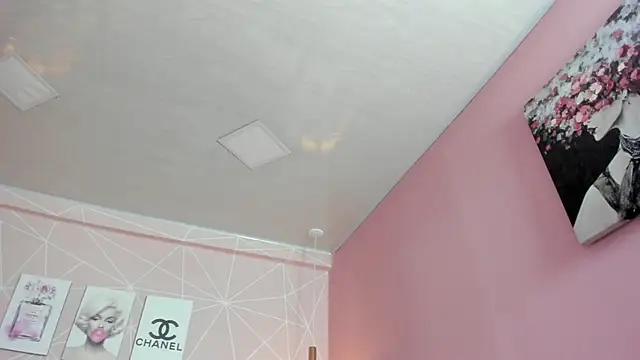 dolly zoe online show from 15, 9, 2025