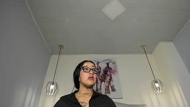 ayshel   online show from 8, 5, 2026