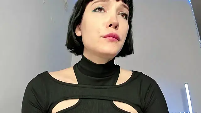 dollmore online show from 5, 1, 2025