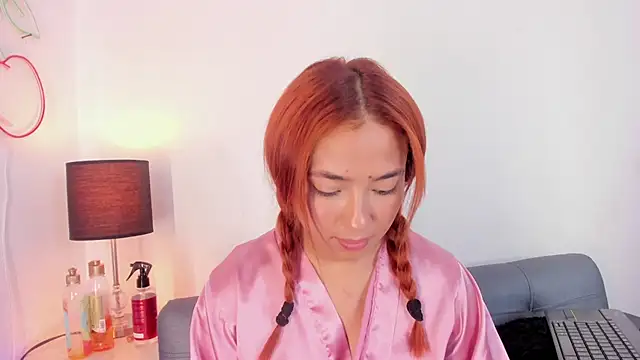 valerycolins online show from 7, 3, 2025