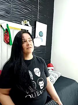 lucia vonne  online show from 18, 12, 2024