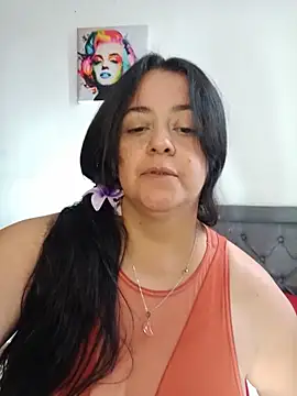 lucia vonne  online show from 23, 7, 2026