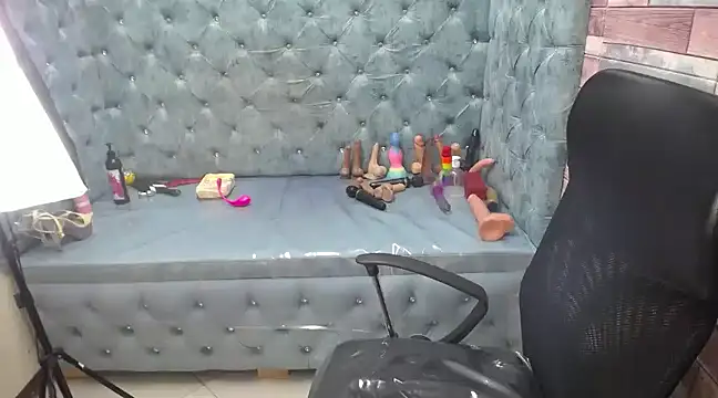 HornySkinny26 online show from 11, 3, 2025