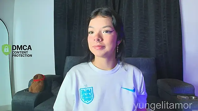 yungelitamor  online show from 26, 11, 2025