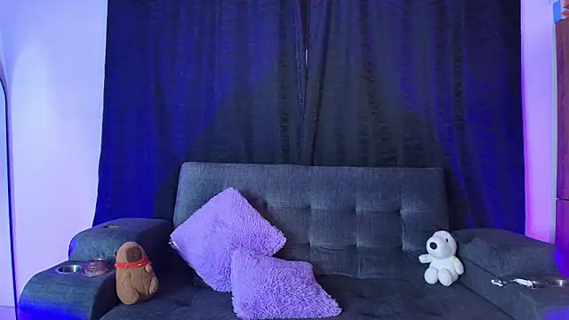 Snapshot of yungelitamor_ chatting on 3, 8, 2026 yungelitamor online show from 3, 8, 2026
