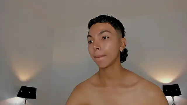 xhenisa  online show from 11, 1, 2026