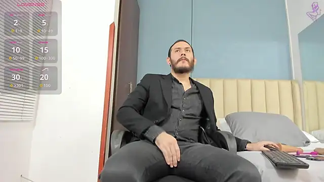 jeanpiere  online show from 10, 9, 2025