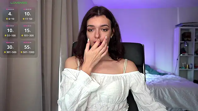 Snapshot of olivia_jeas chatting on 22, 10, 2025 olivia jeas online show from 22, 10, 2025