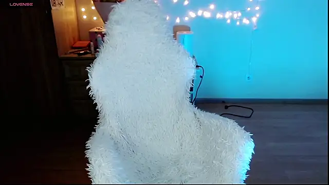 Emily Nyaffee online show from 20, 3, 2025