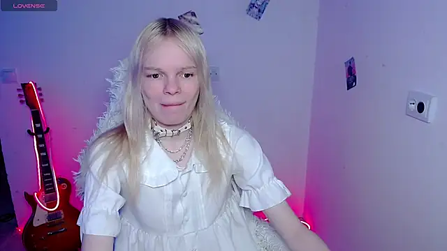 Emily Nyaffee online show from 6, 3, 2026