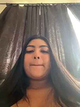 NatashaBrown12 online show from 3, 12, 2025