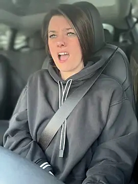 LadyLena1 online show from 5, 2, 2025