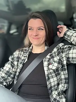 LadyLena1 online show from 6, 2, 2025