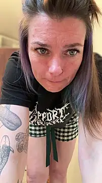 LadyLena1 online show from 4, 8, 2026