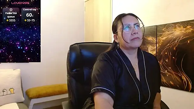 Snapshot of amalia_brunette chatting on 8, 1, 2026 amalia brunette online show from 8, 1, 2026