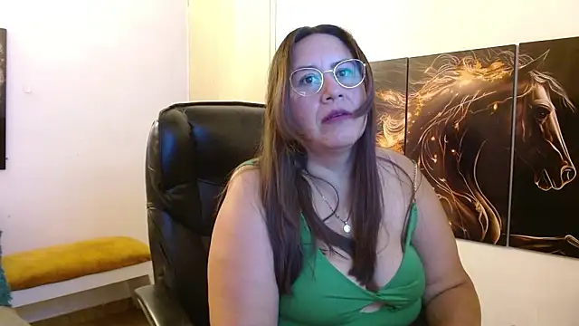 Snapshot of amalia_brunette chatting on 10, 3, 2026 amalia brunette online show from 10, 3, 2026