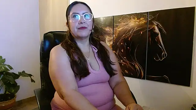 amalia brunette online show from 11, 6, 2026