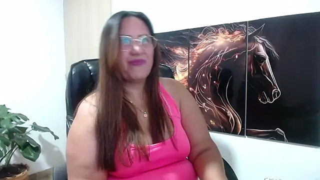 amalia brunette online show from 18, 6, 2026