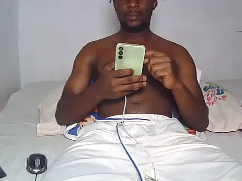 Snapshot of Hornny_Phrase chatting on 14, 1, 2026 Hornny Phrase online show from 14, 1, 2026