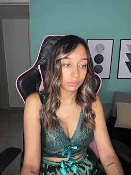 DianaHopson online show from 3, 1, 2025