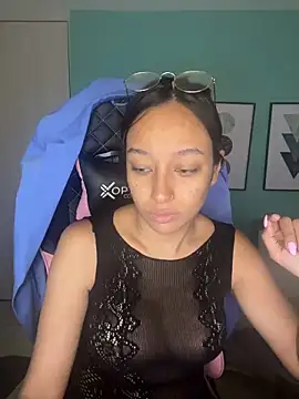 DianaHopson online show from 11, 1, 2025