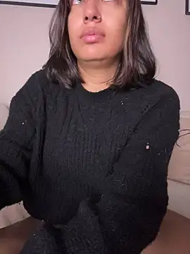 DianaHopson online show from 25, 7, 2026