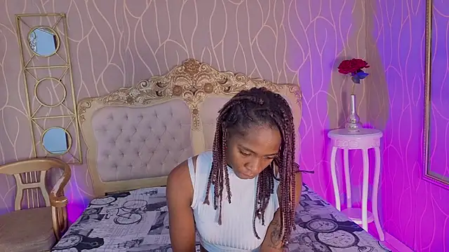 Shanelle   online show from 31, 7, 2026