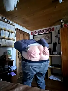 Snapshot of Chris8149 chatting on 20, 2, 2025 Chris8149 online show from 20, 2, 2025