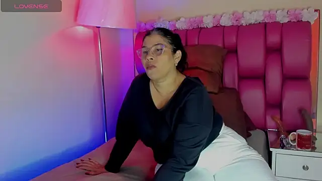 desire matture online show from 17, 2, 2025