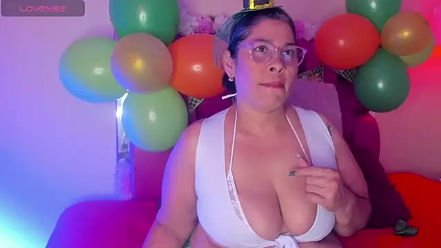 desire matture online show from 17, 3, 2025