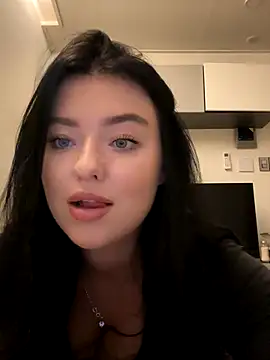 Angela Fosterr online show from 18, 10, 2025