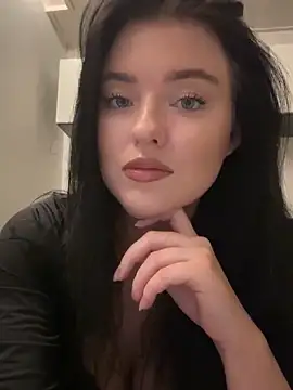 Angela Fosterr online show from 22, 11, 2025