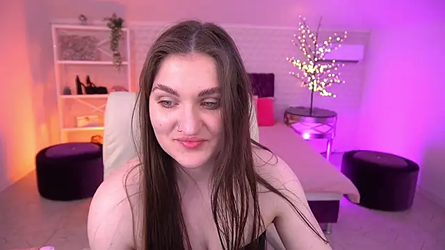 EmmyCharmm online show from 18, 5, 2026