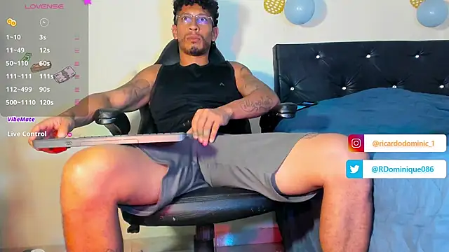 Snapshot of FuckHardlove chatting on 29, 1, 2025 FuckHardlove online show from 29, 1, 2025