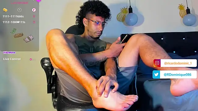 Snapshot of FuckHardlove chatting on 30, 1, 2025 FuckHardlove online show from 30, 1, 2025