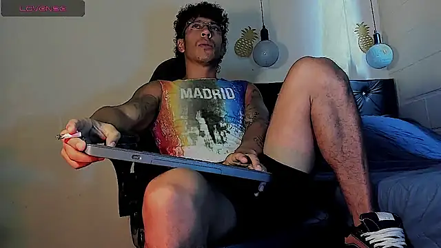 Snapshot of FuckHardlove chatting on 19, 3, 2025 FuckHardlove online show from 19, 3, 2025