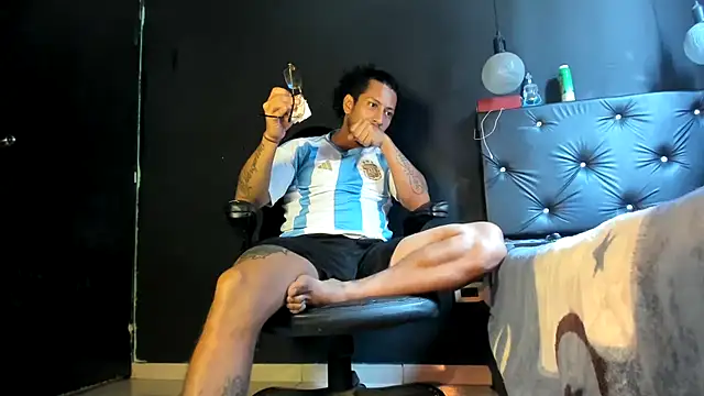 Snapshot of FuckHardlove chatting on 29, 7, 2026 FuckHardlove online show from 29, 7, 2026