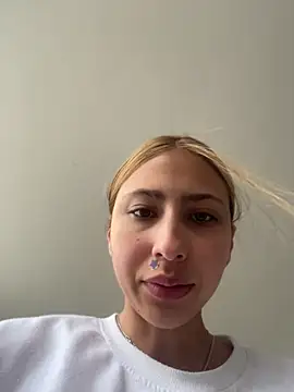 Ameellie online show from 25, 6, 2026