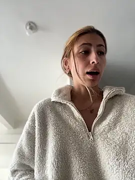 Ameellie online show from 28, 7, 2026