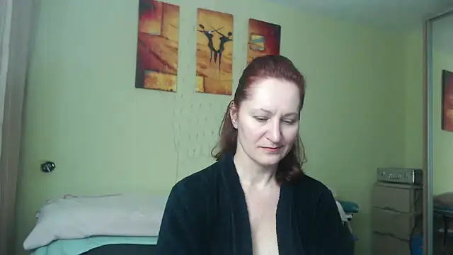 Snapshot of AmellyGrand chatting on 11, 3, 2025 AmellyGrand online show from 11, 3, 2025