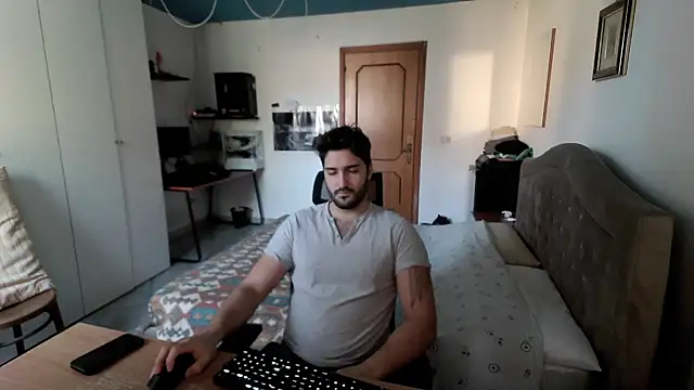 Snapshot of Alexox02 chatting on 19, 12, 2024 Alexox02 online show from 19, 12, 2024