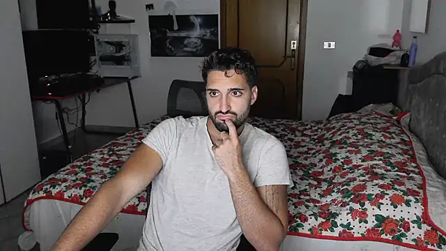 Snapshot of Alexox02 chatting on 10, 10, 2025 Alexox02 online show from 10, 10, 2025