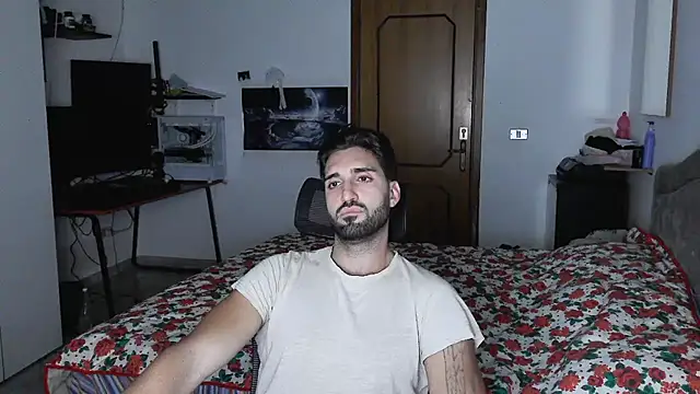 Snapshot of Alexox02 chatting on 29, 10, 2025 Alexox02 online show from 29, 10, 2025