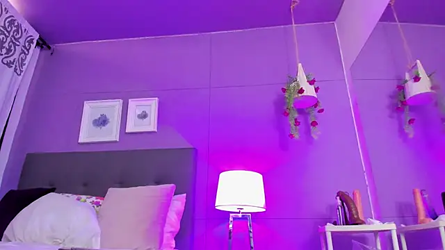 Coco Kiss online show from 9, 3, 2025