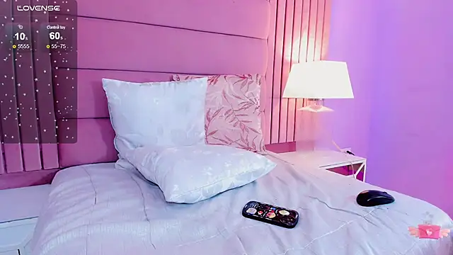 Snapshot of andrea_alvarz chatting on 15, 1, 2025 andrea alvarz online show from 15, 1, 2025