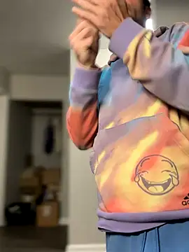 4kUsh2Fashion0 online show from 20, 10, 2025