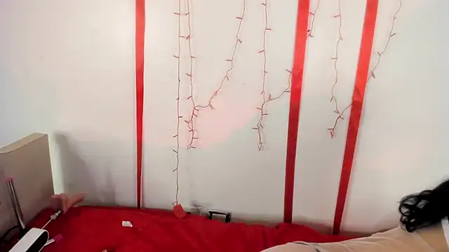 Snapshot of Cloe_Leee chatting on 27, 2, 2025 Cloe Leee online show from 27, 2, 2025