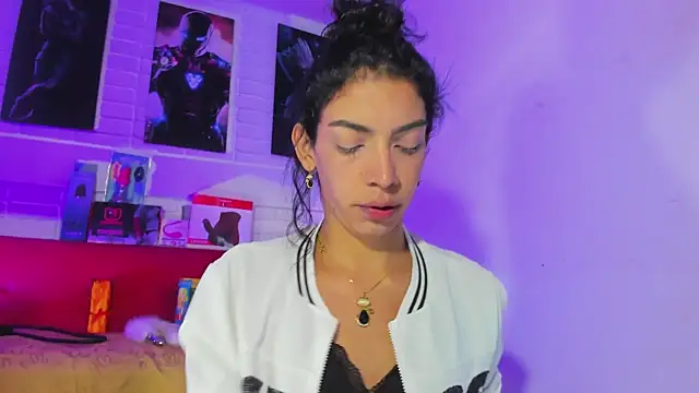 Alahia Rodriguez online show from 19, 3, 2025