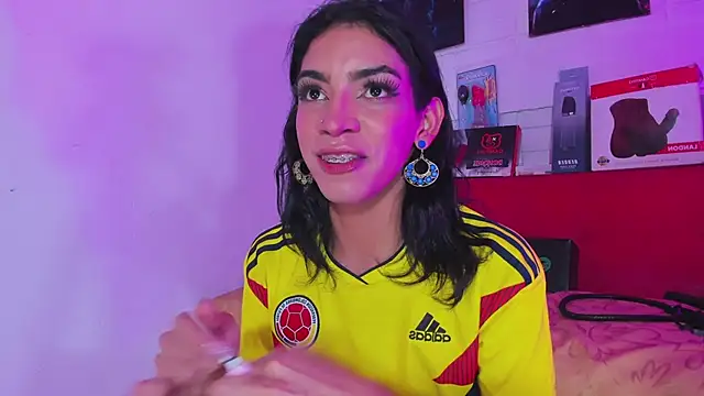 Alahia Rodriguez online show from 21, 3, 2025