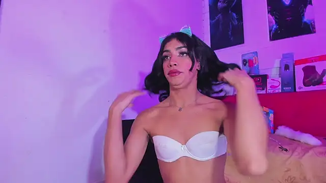 Alahia Rodriguez online show from 23, 3, 2025